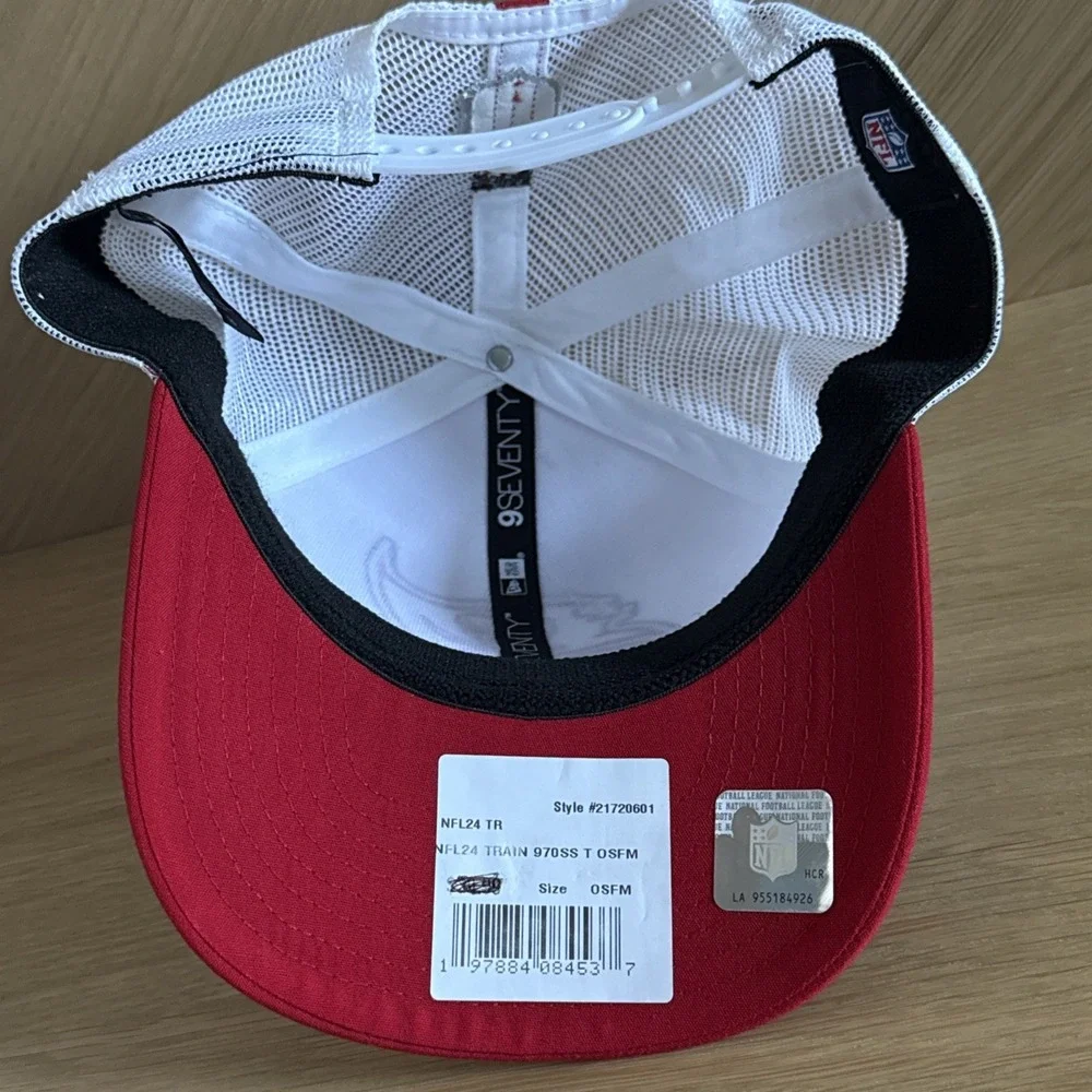 Tampa Bay Buccaneers New‎ Era 9SEVENTY Stretch-Snap 2024 White Hat NFL NWT OSFM